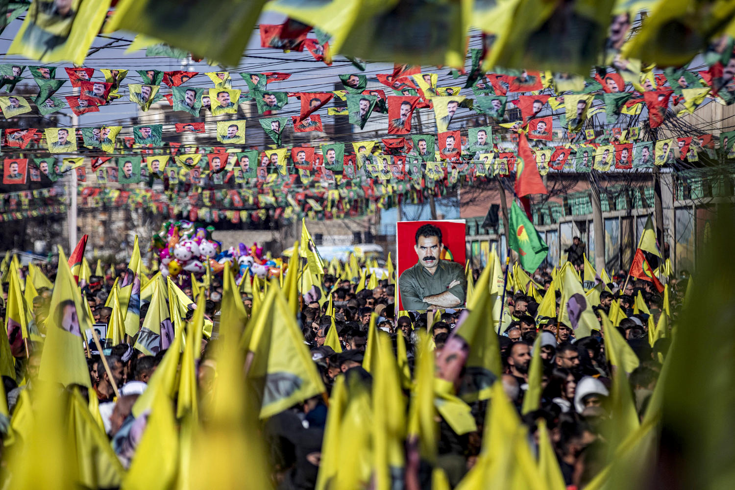 Imprisoned Kurdish leader calls for dissolution of his PKK militant group