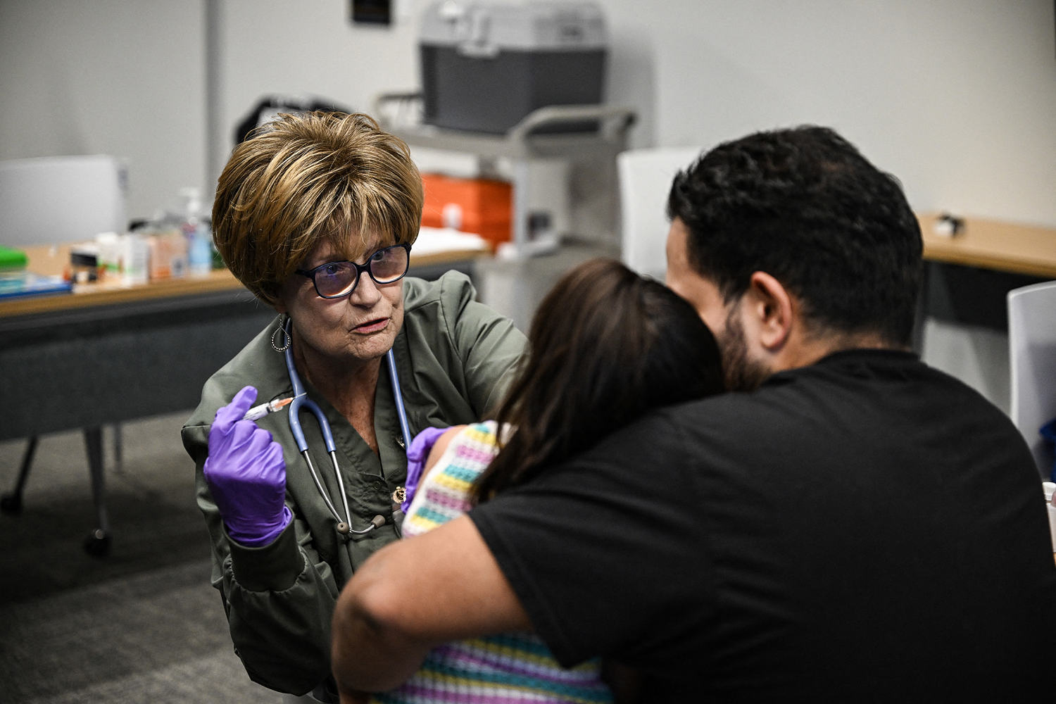 Pediatricians walk a delicate line with parents in measles vaccination debate