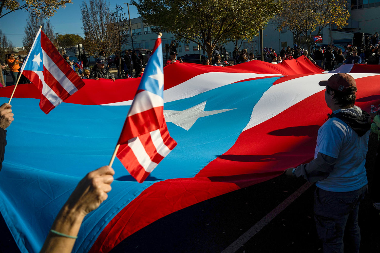 Puerto Ricans worry over new Trump order designating English as U.S. official language