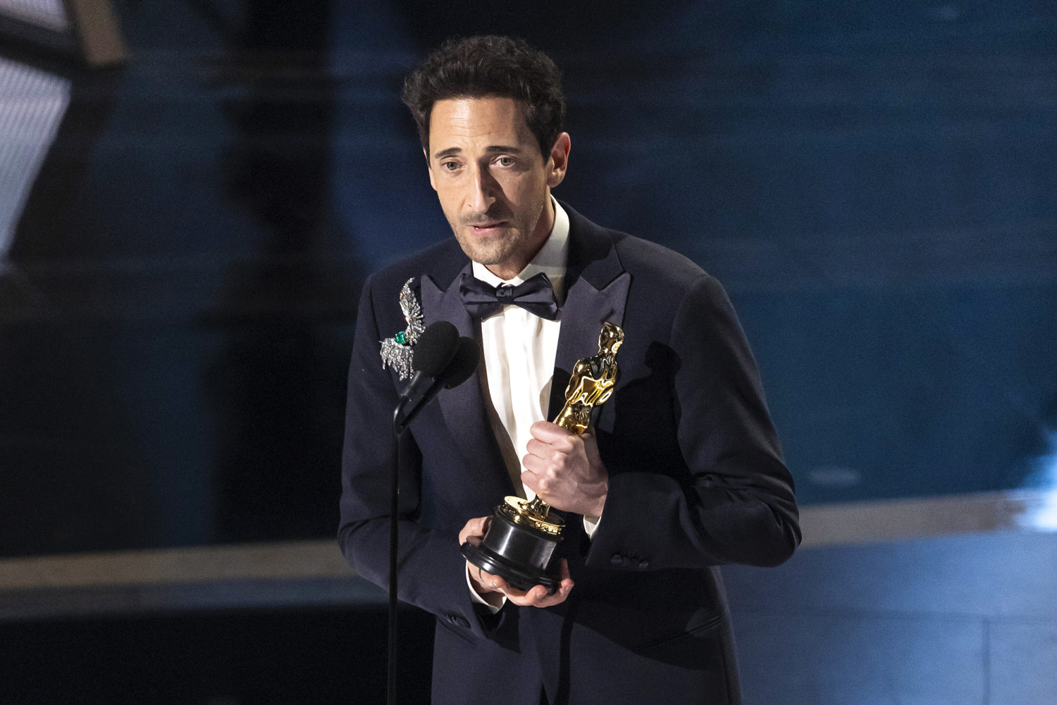 Adrien Brody breaks the world record for longest Oscars acceptance speech