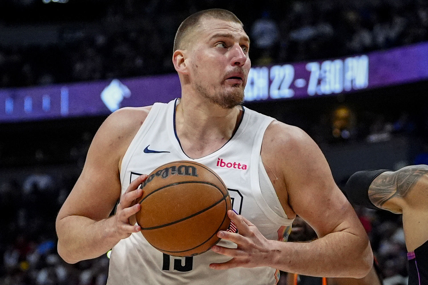 Nuggets' Nikola Jokic makes NBA history with league's first 30-20-20 triple-double