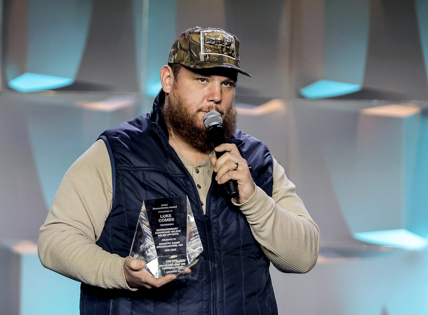 Country star Luke Combs opens up about living with 'wicked' OCD condition known as Pure O