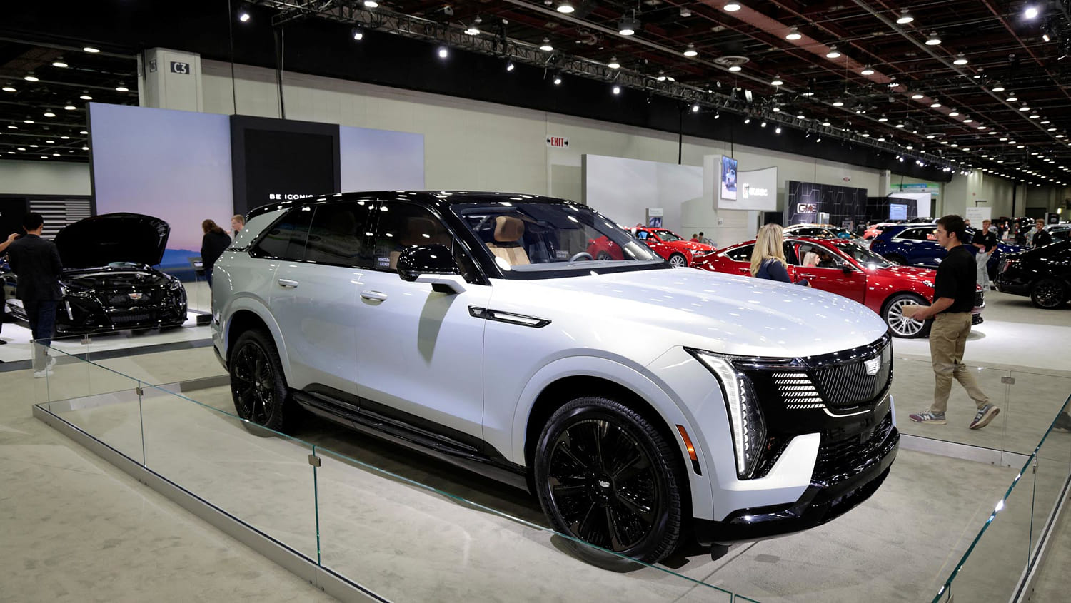 Cadillac expects one of every three vehicle sales to be EVs in 2025