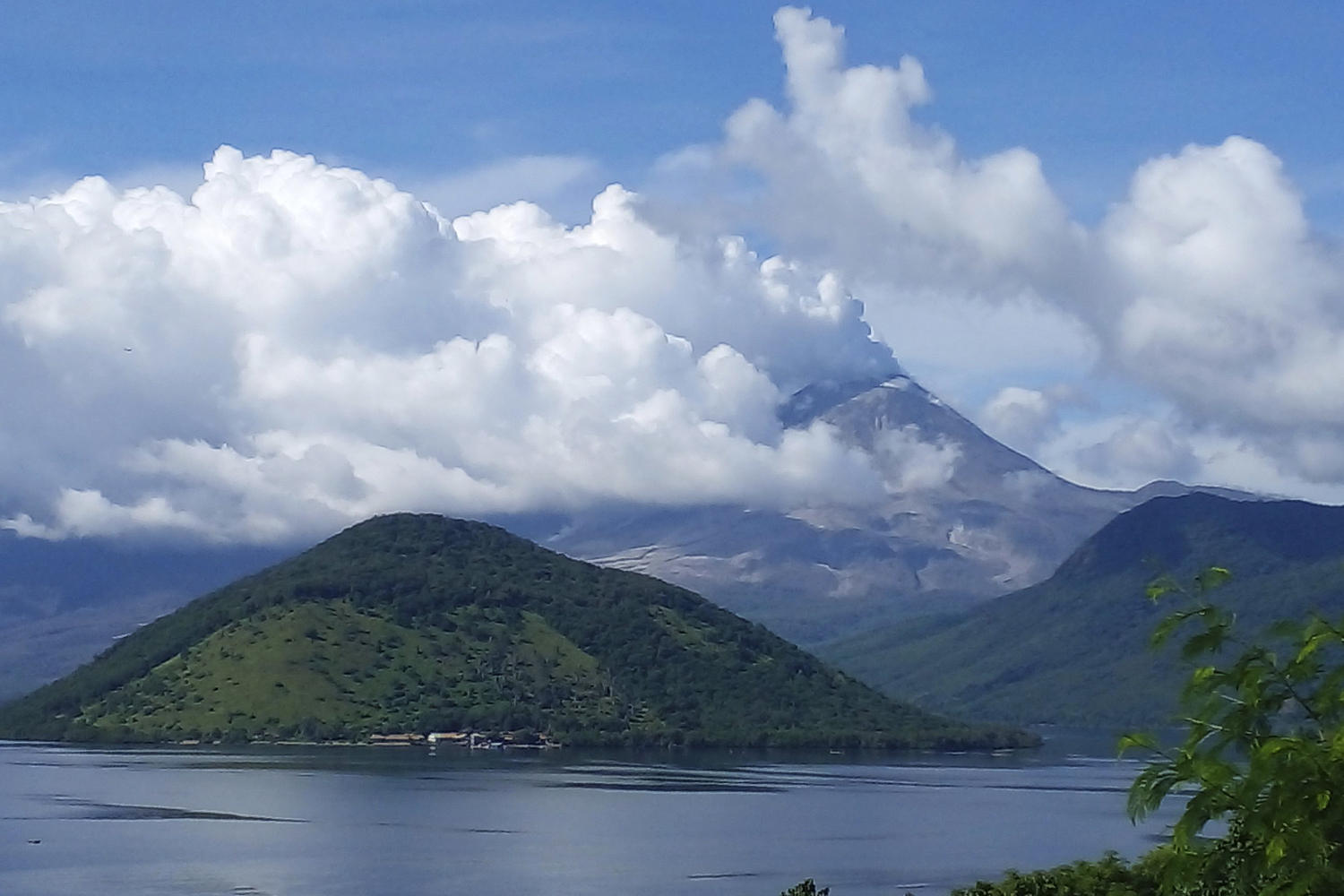 Indonesia’s Mount Lewotobi Laki Laki volcano erupts, prompting alert level to be raised