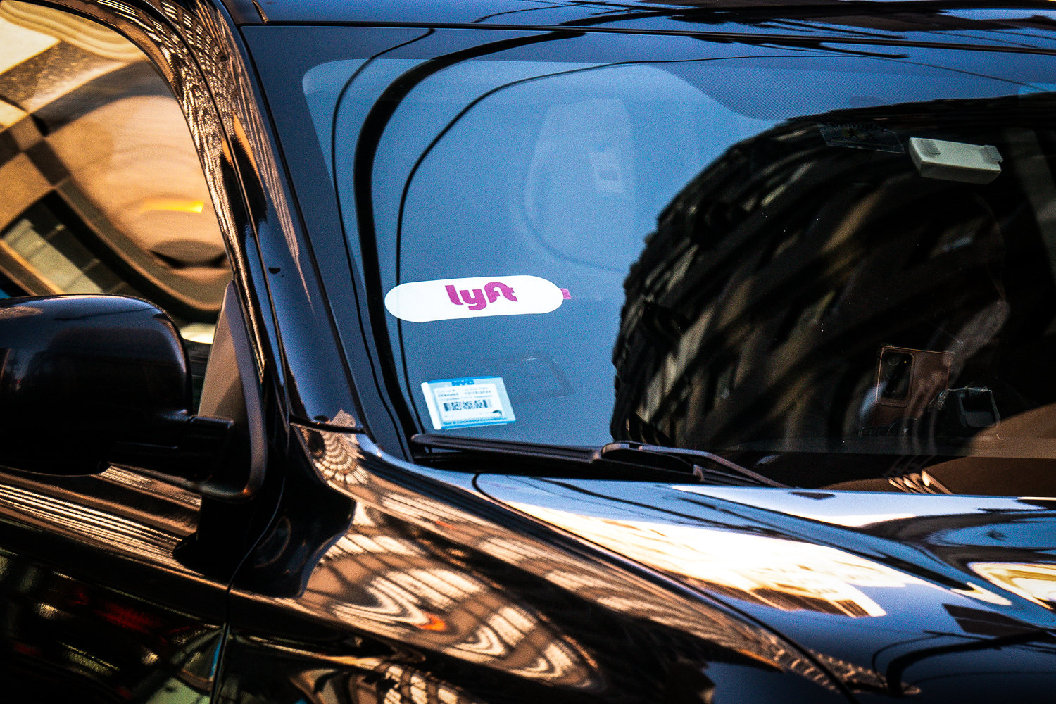 Lyft to roll out robotaxis in Atlanta