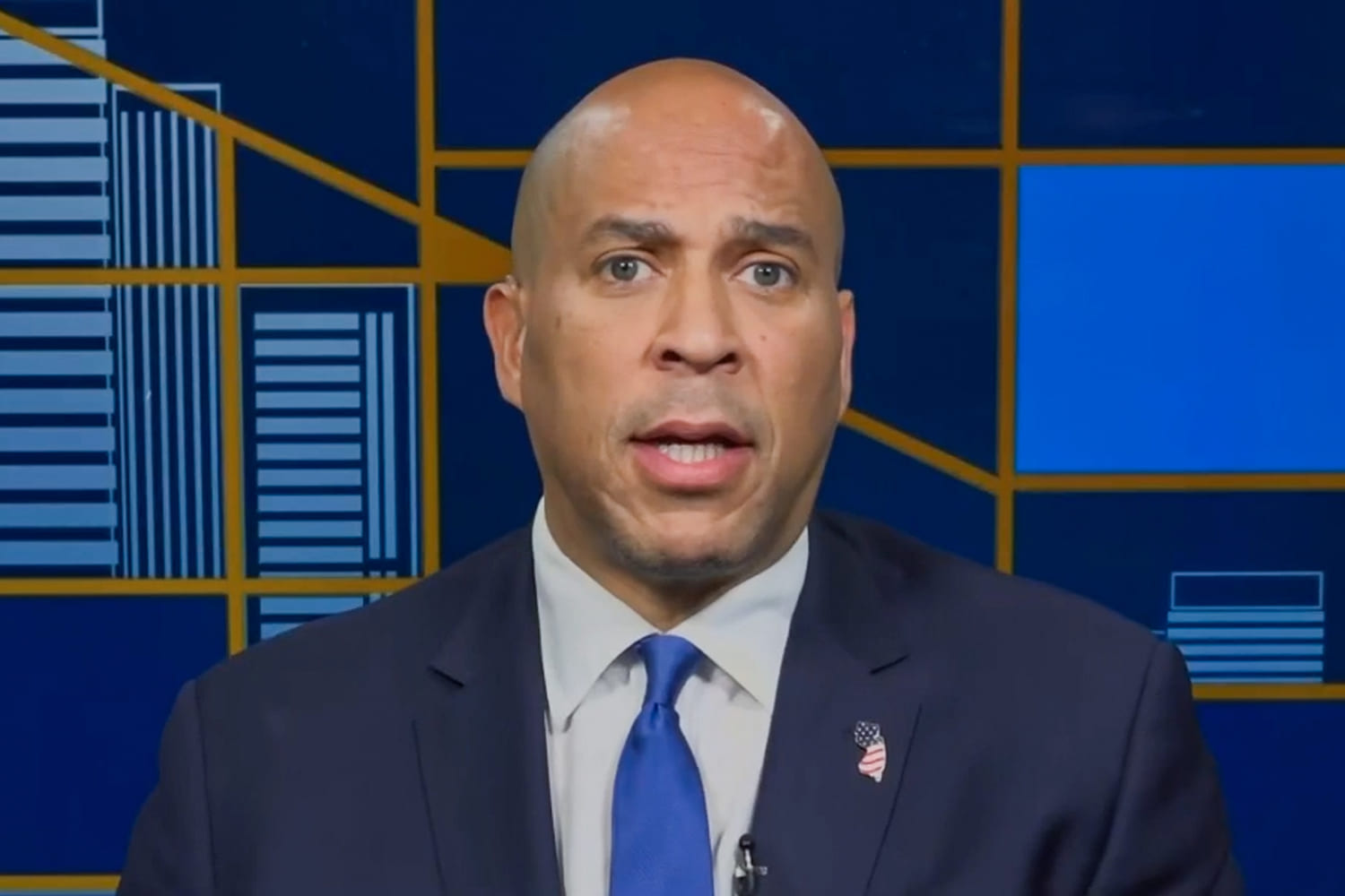 Booker Calls for Hearings on Potential Trump Tariff Insider Trading