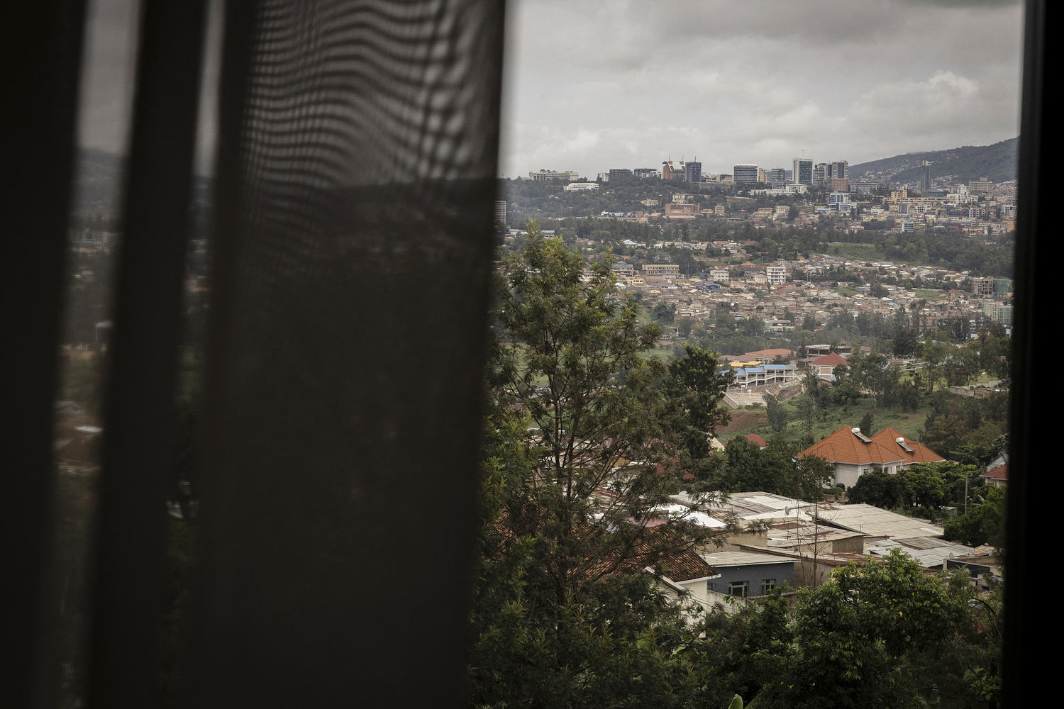 Rwanda in talks with Washington on accepting deported migrants from the U.S., minister says