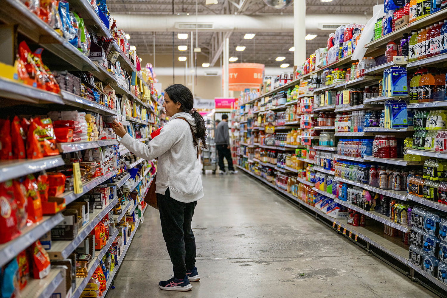 April inflation report shows prices grew at slowest pace since 2021