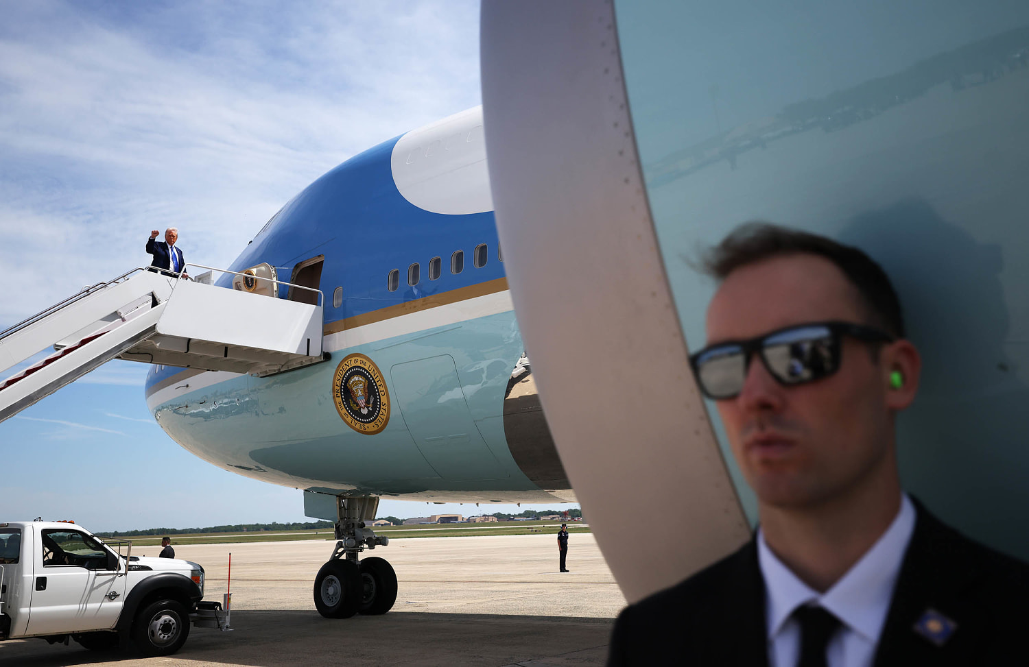 Even MAGA influencers are decrying Trump’s plan to take a $400 million jet from Qatar