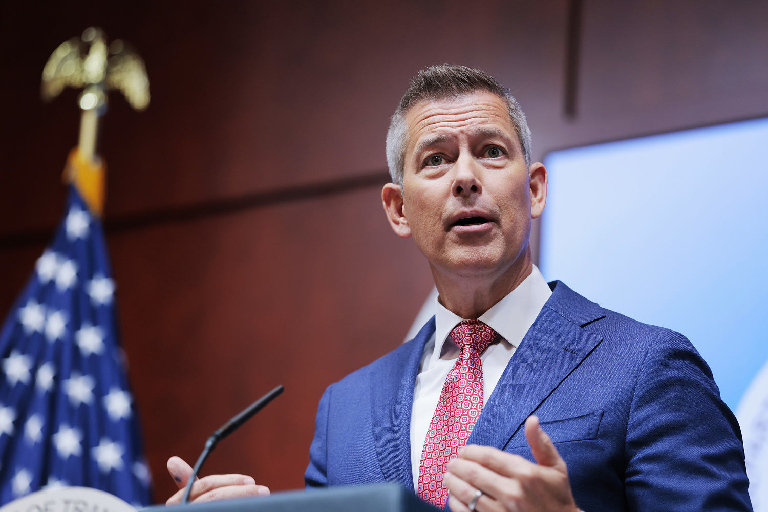 Secretary Sean Duffy appears desperate to avoid blame as air travel concerns pile up