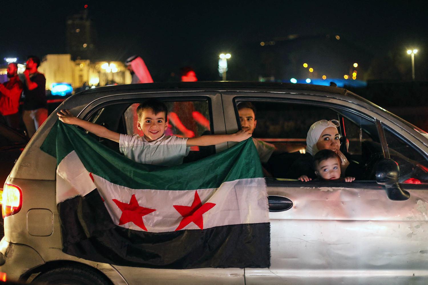 Trump says the U.S. will end sanctions on Syria as he works to deepen diplomatic ties with Saudi Arabia