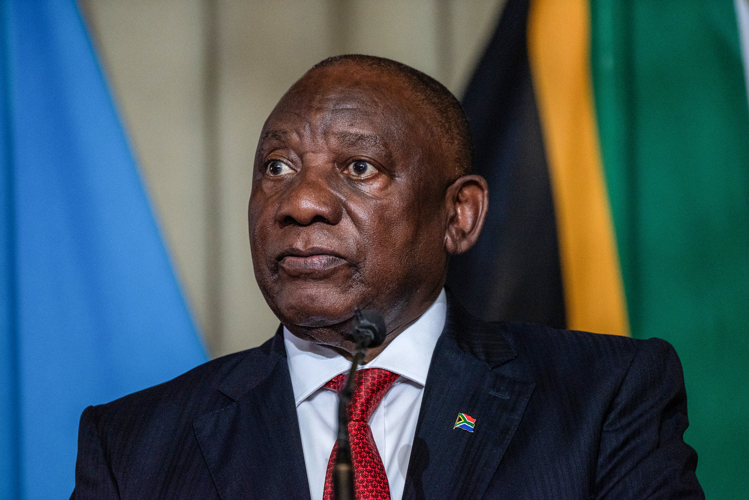 After criticizing South Africa for months, Trump will meet with its president