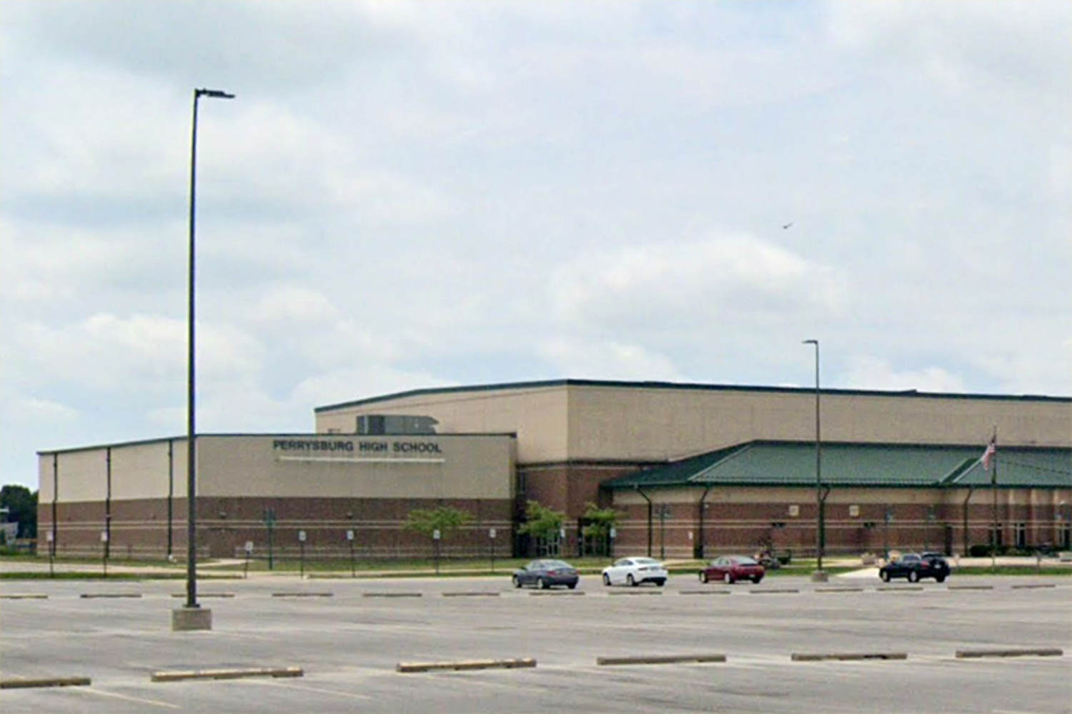 Venezuelan man accused of posing as a teen to attend Ohio high school for more than year
