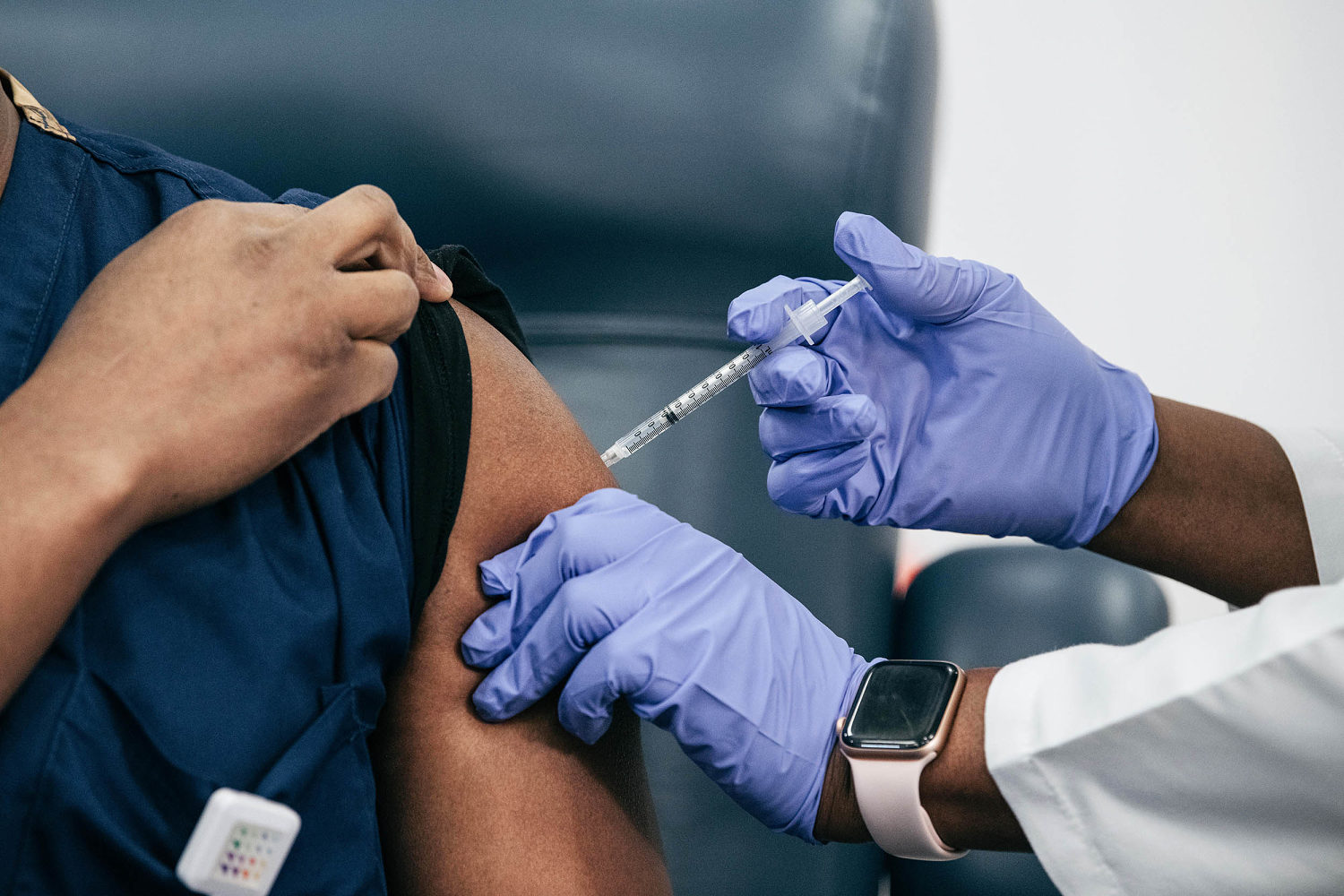 FDA picks a new strain for fall Covid vaccines. Here's what it means for your next shot.