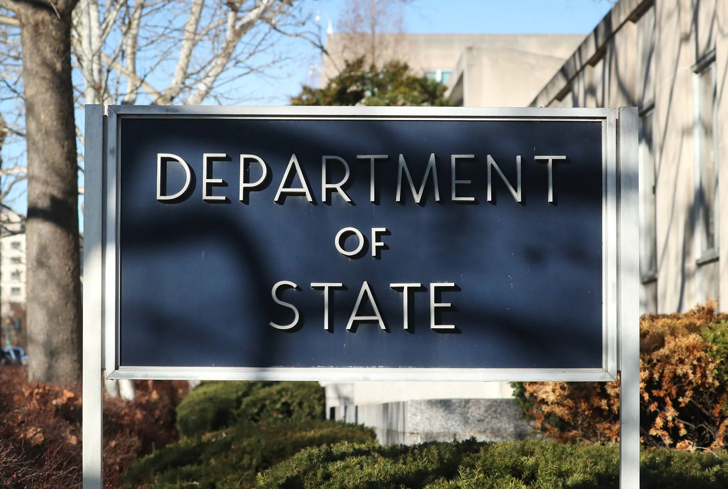 Trump administration stops new student visa interviews