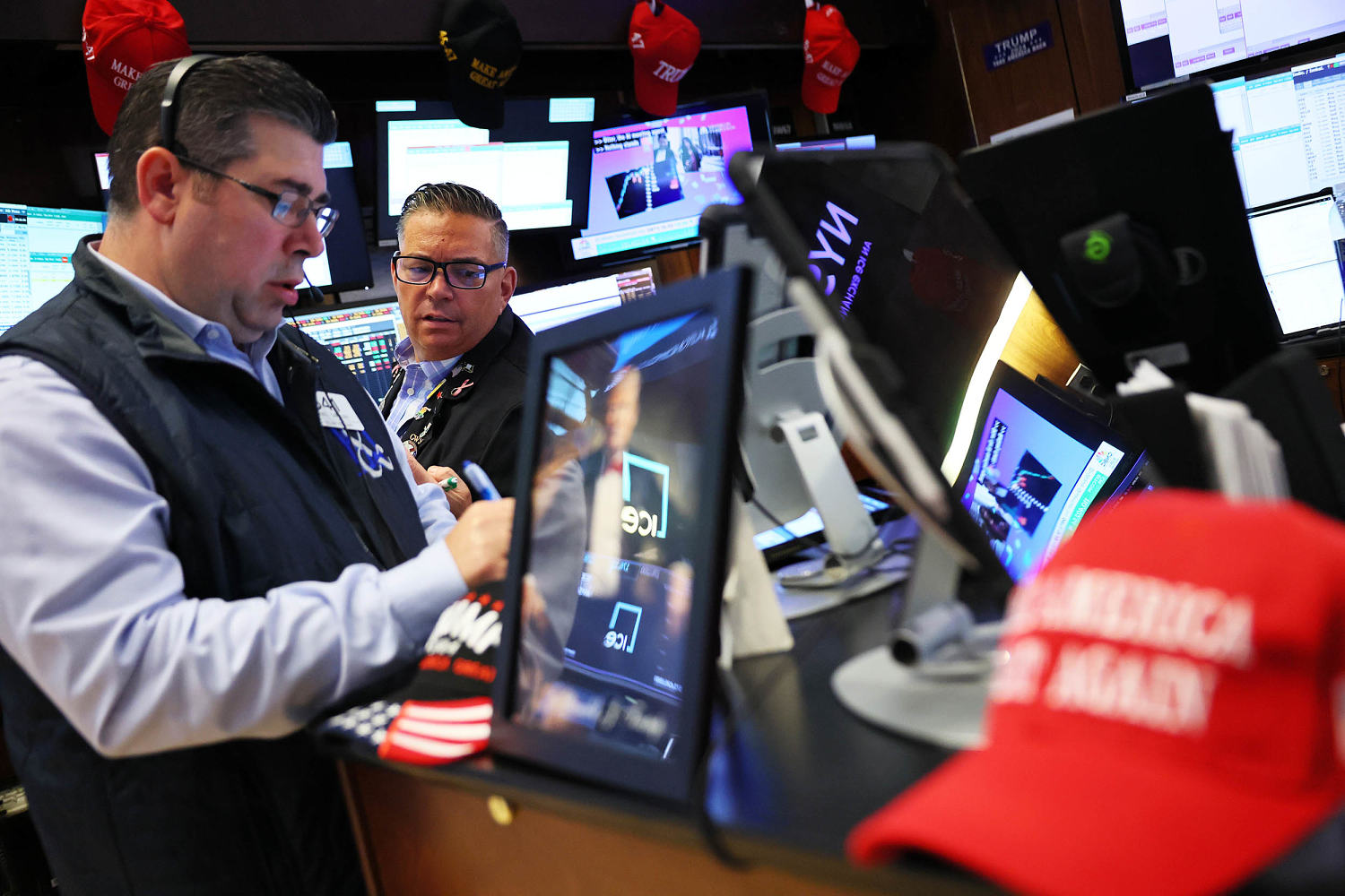 Court ruling against Trump tariffs helps lift stocks — but uncertainty still reigns