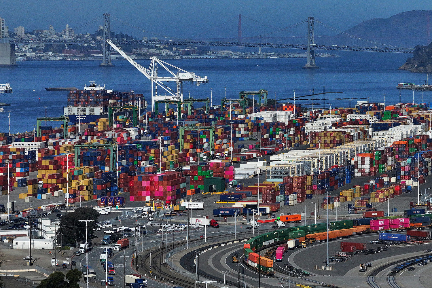 Trump's ambitious push for trade deals is hitting some snags