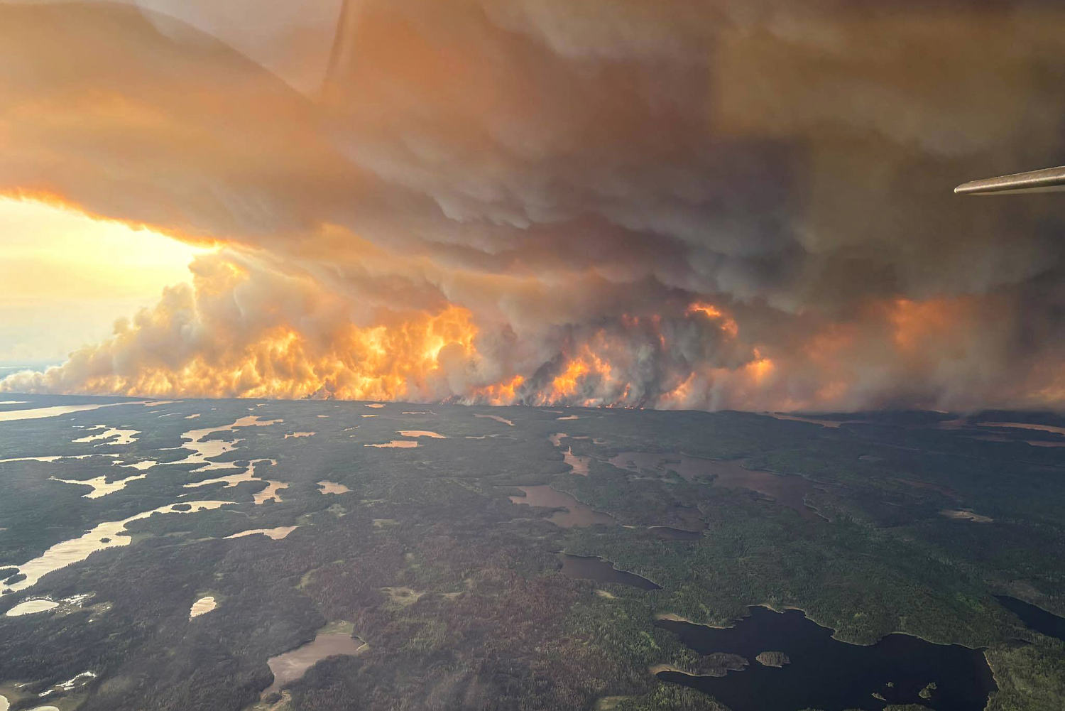Smoke from Canadian wildfires triggers air quality alerts in Midwest and Plains