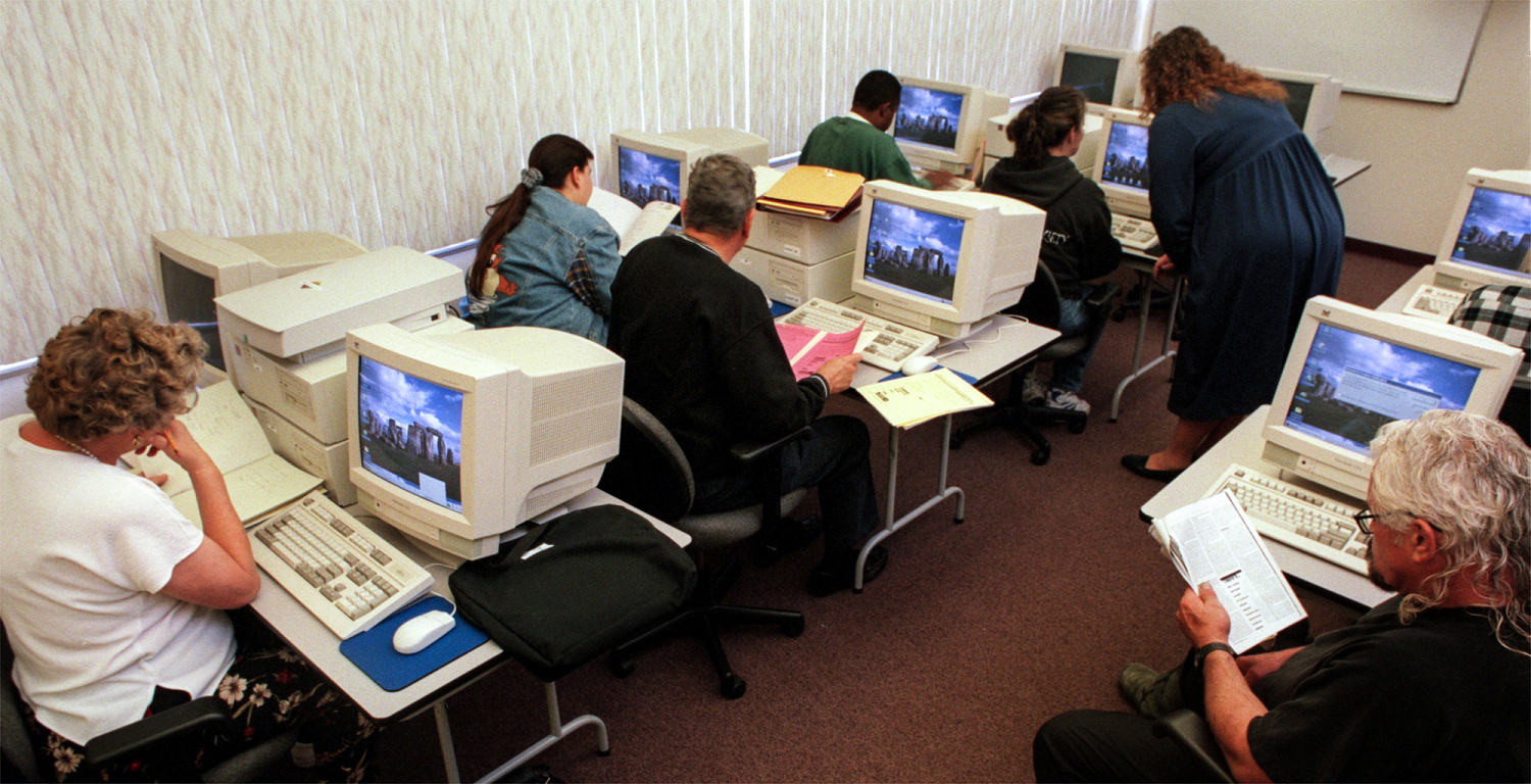 American attitudes about AI today mirror poll answers about the rise of the internet in the '90s