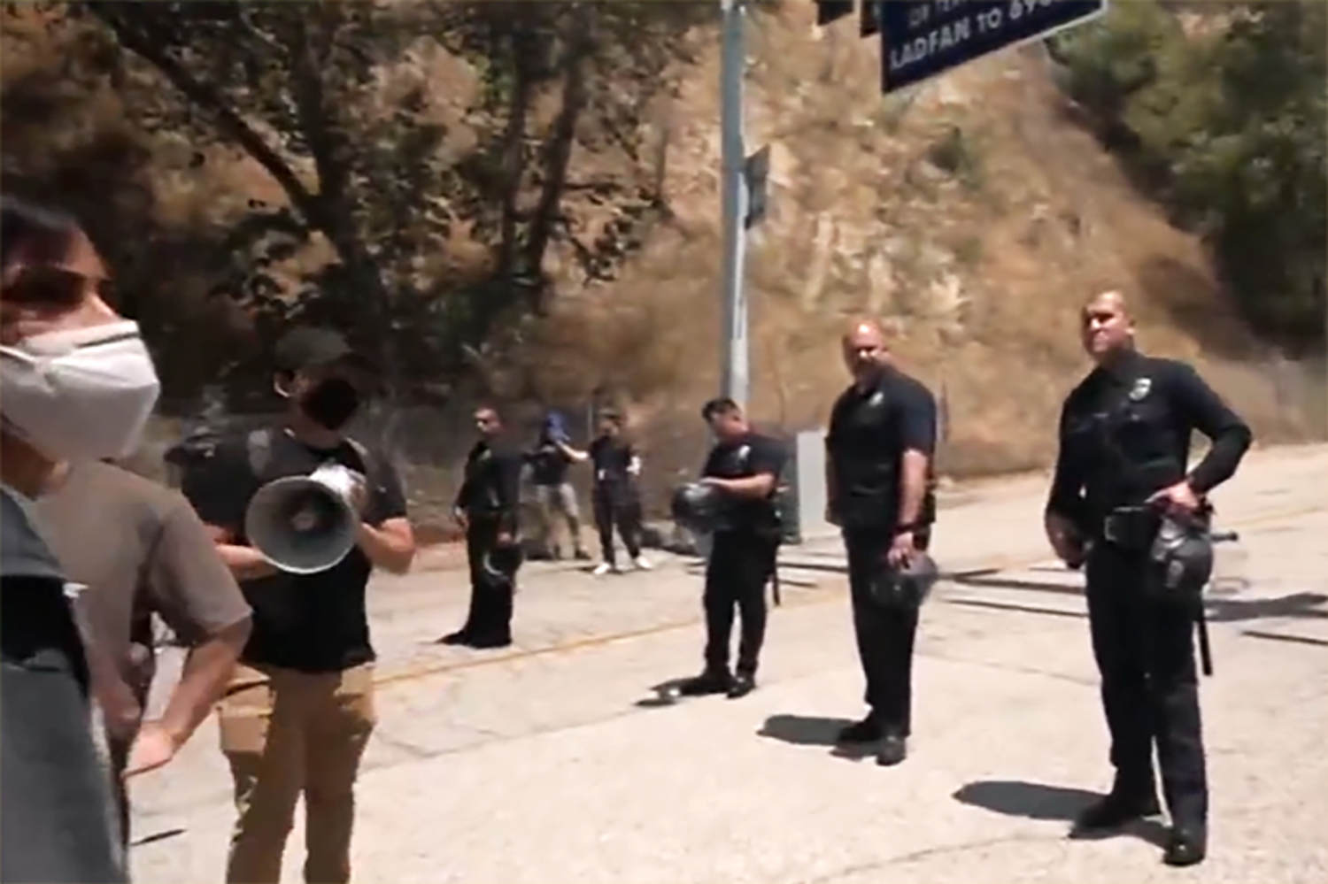 Dodgers block ICE agents from entering stadium in Los Angeles, team says