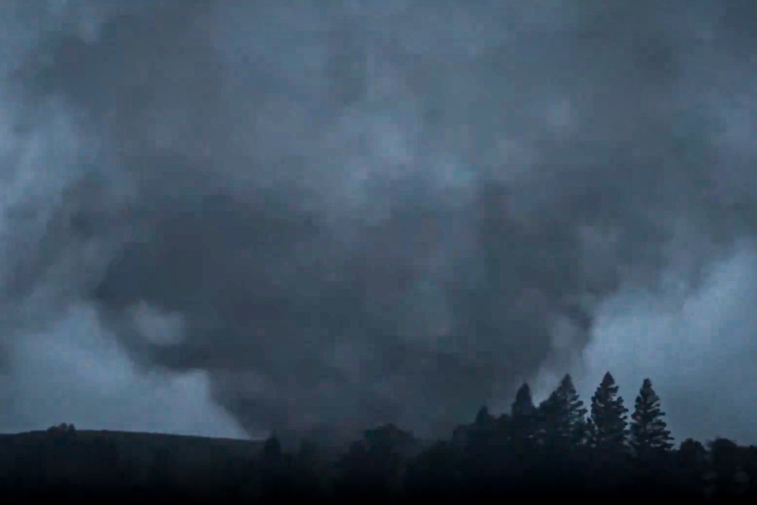 At least 3 dead after tornadoes sweep through North Dakota