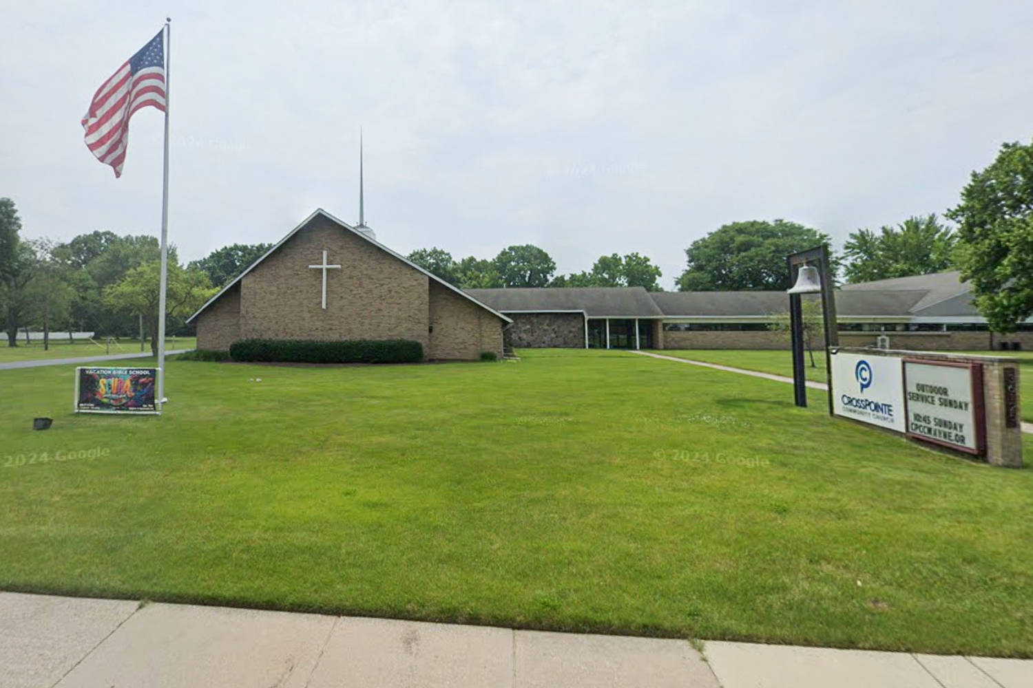 Shooter killed at Michigan church, at least 1 injured