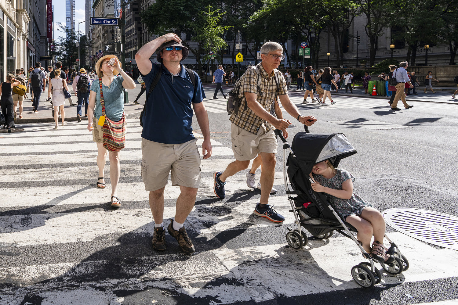 Eastern states swelter in record-breaking heat as 'extremely dangerous' conditions continue