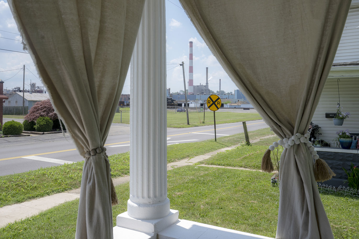 How a small Ohio town became the 'center of gravity' in the GOP's realignment