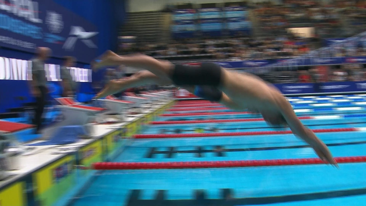 Shaine Casas holds off Carson Foster in men's 200m individual medley