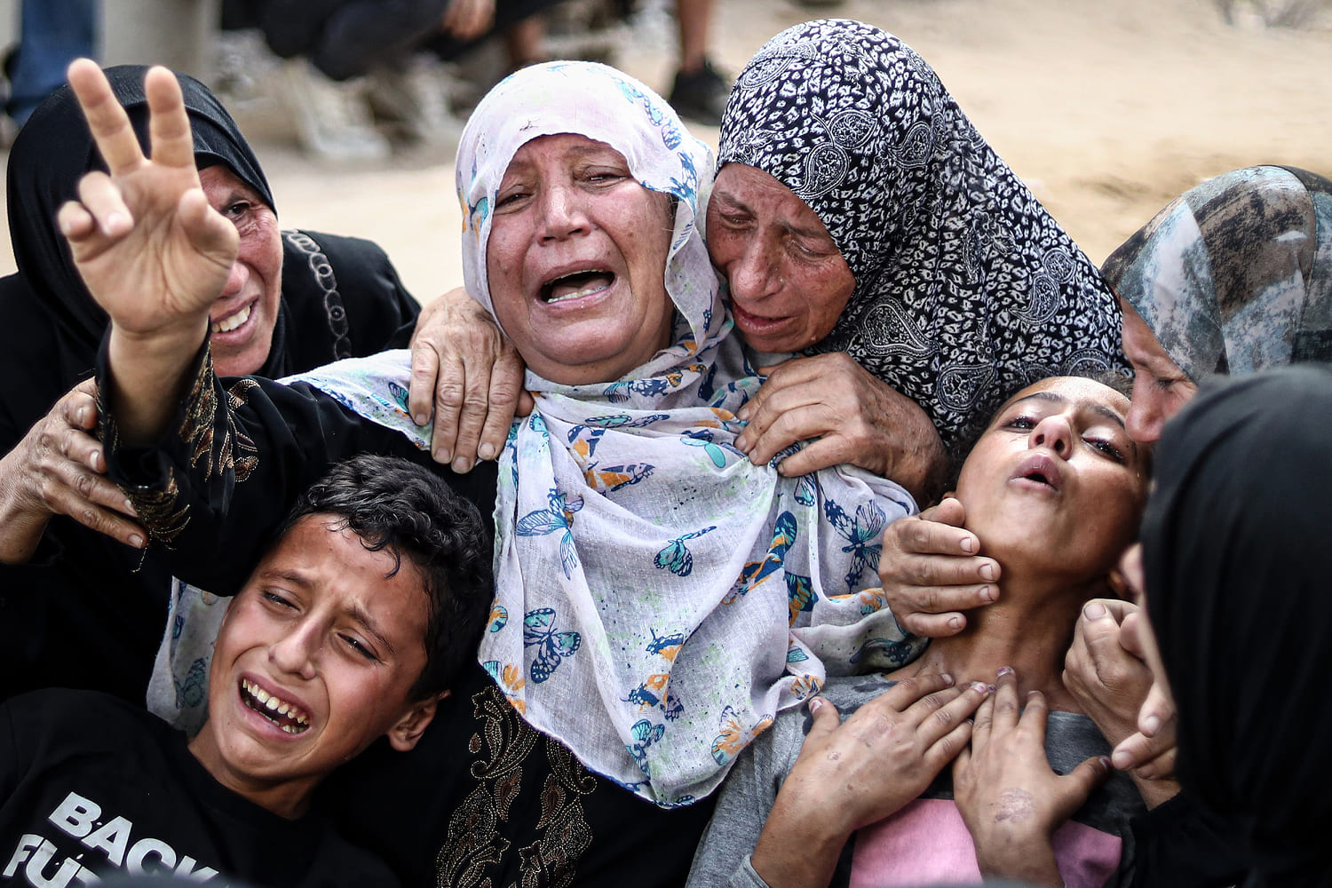 U.S. contractors tell the AP that their colleagues are shooting at Palestinians seeking food in Gaza