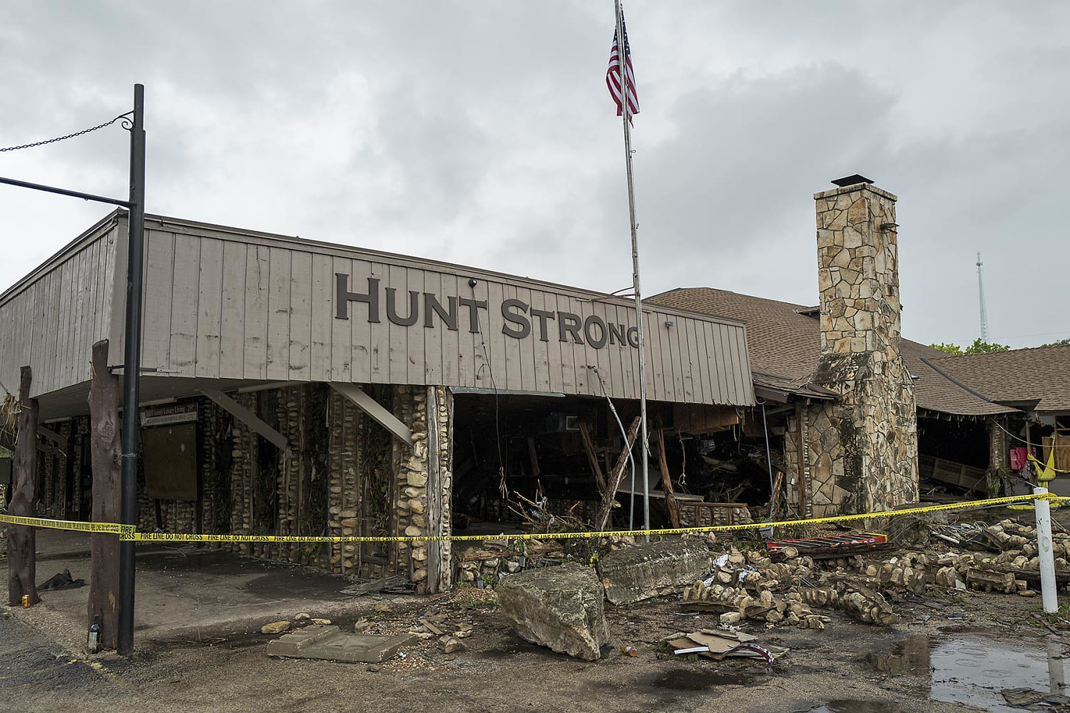 The 'hub' of a tiny Kerr County town feeds locals from a demolished storefront