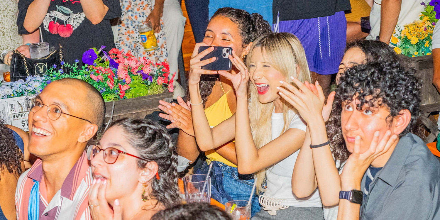 Hot 'bombshells' crowd bars nationwide for 'Love Island USA' finale