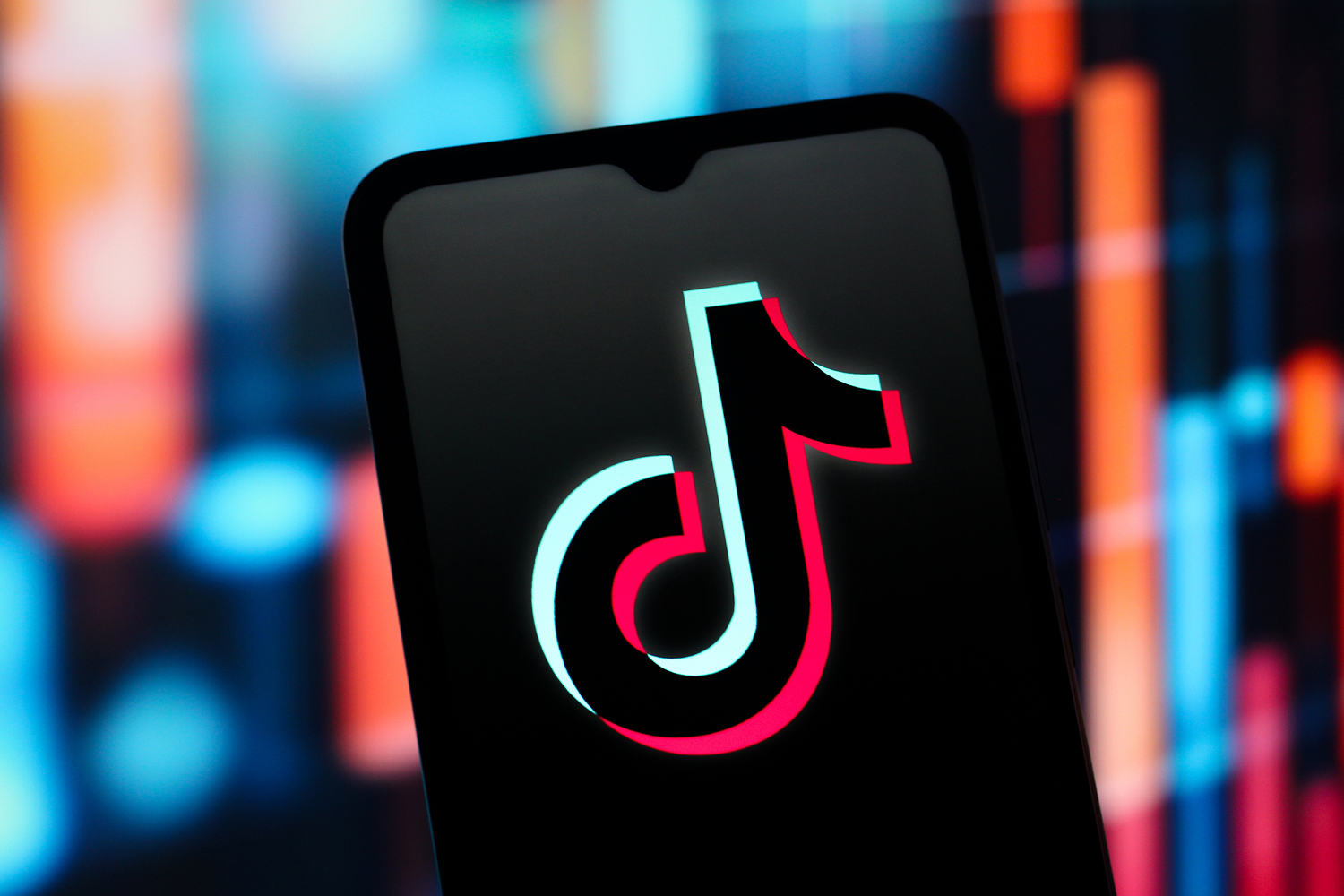 On TikTok, Trump pitched a ‘two-week’ timeline four weeks ago