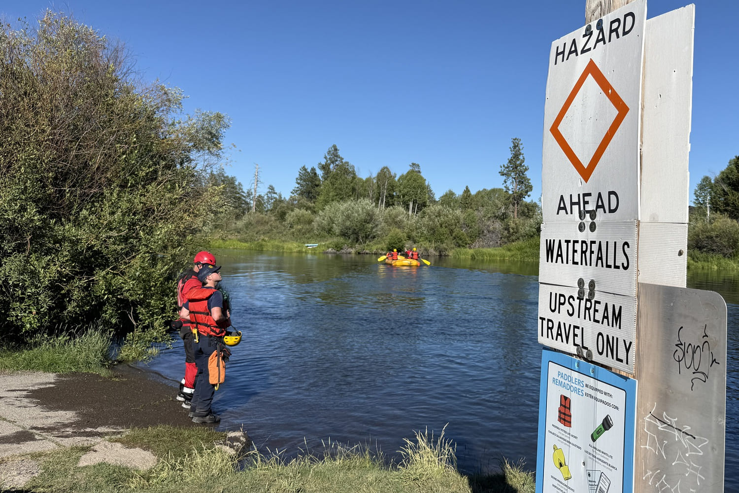 1 dead, 2 missing after group goes over waterfall in Oregon