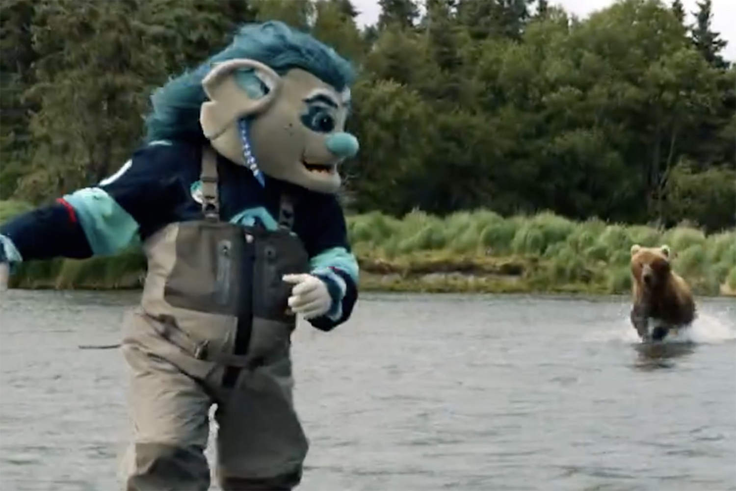 Video captures moment Seattle Kraken mascot is chased by charging bear