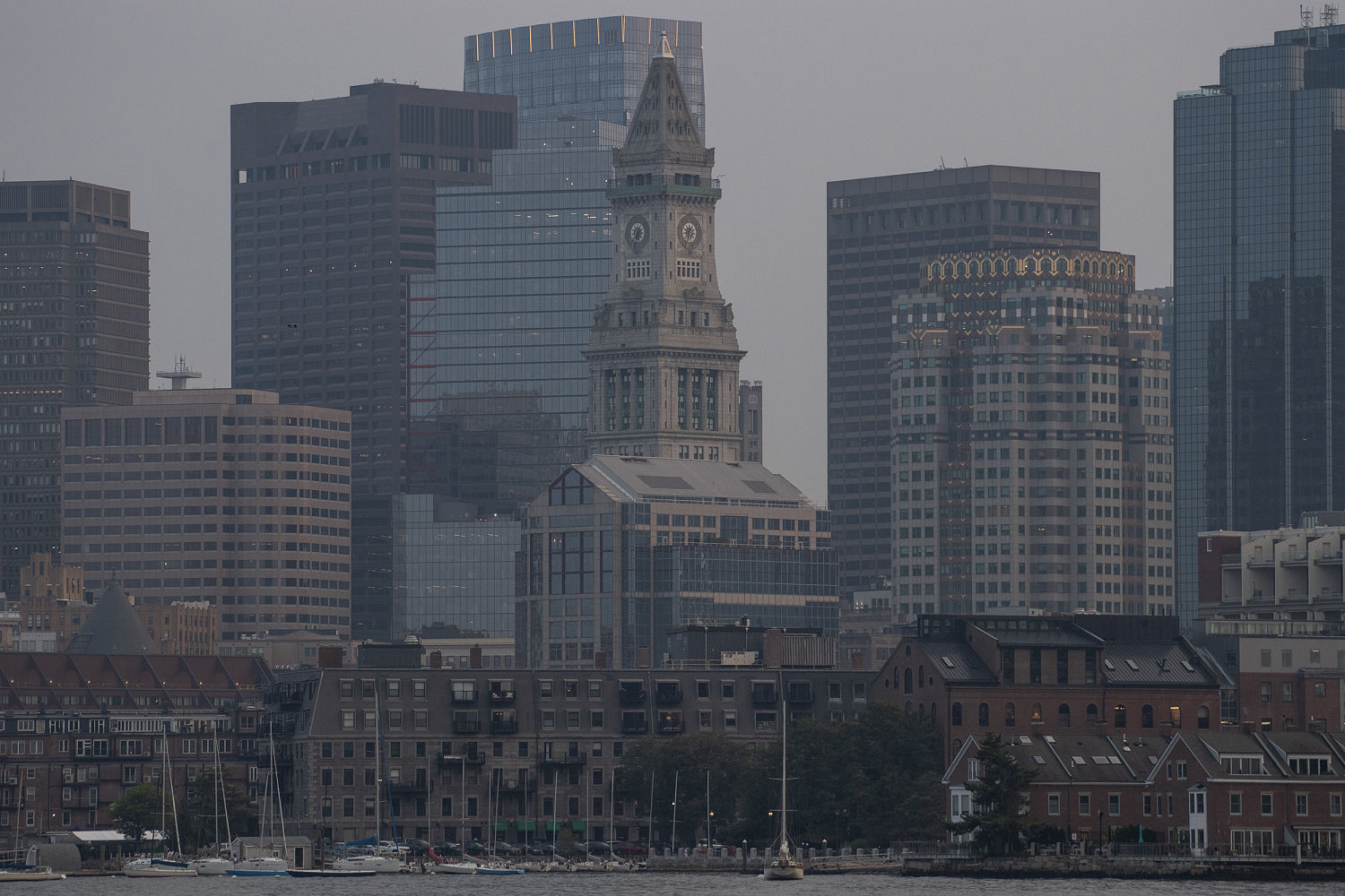 Poor air quality remains concern for Upper Midwest to Northeast amid Canadian wildfires