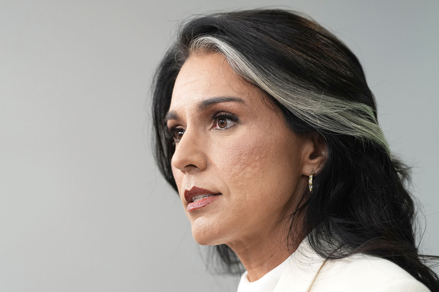 250806 tulsi gabbard ac 827p 9ce090