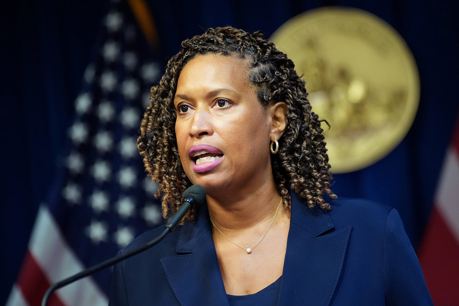 As Democrats slam Trump's D.C. crackdown, Mayor Muriel Bowser walks a fine line