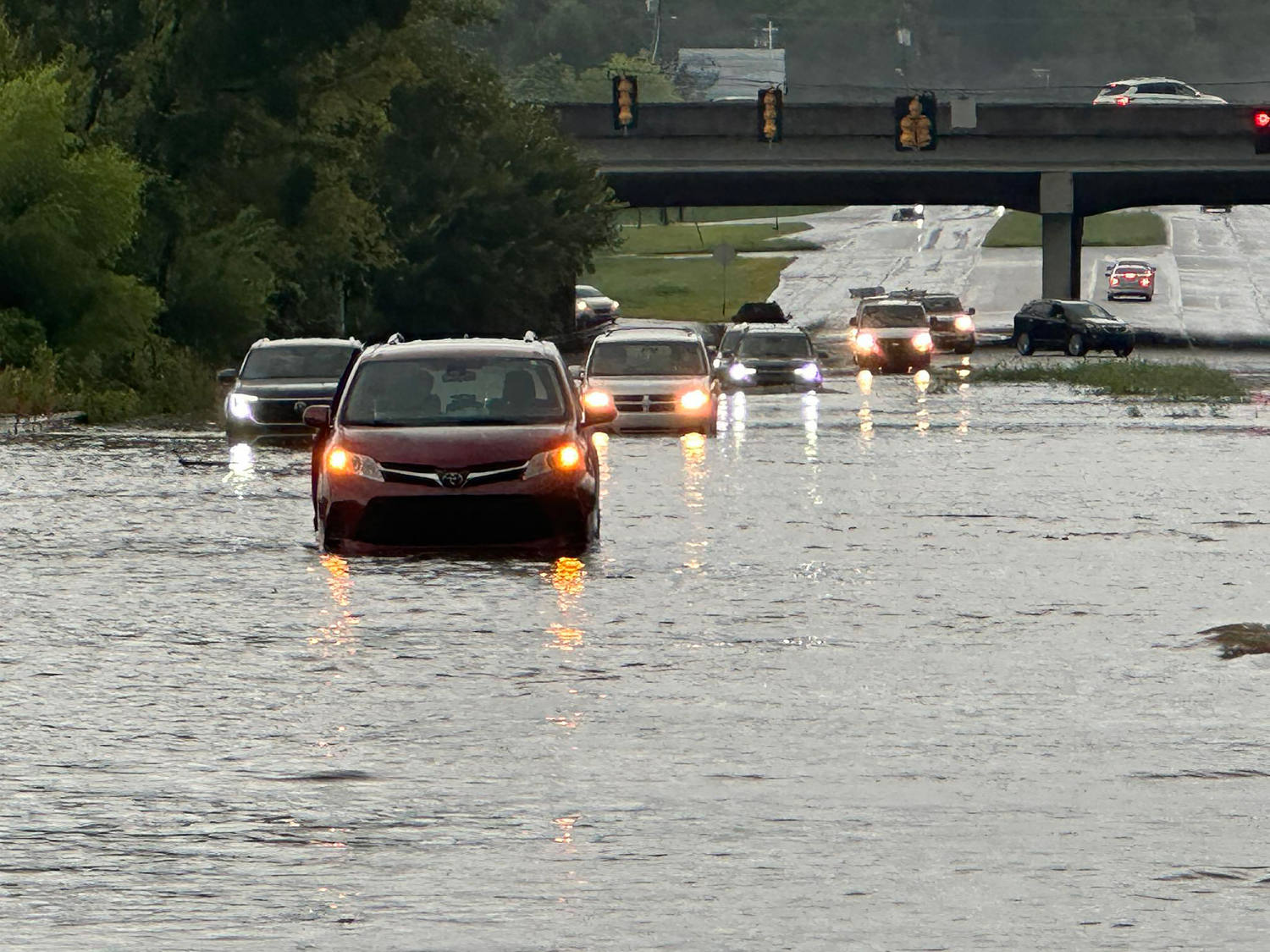 3 dead in historic rain and flash flooding in Tennessee, authorities say