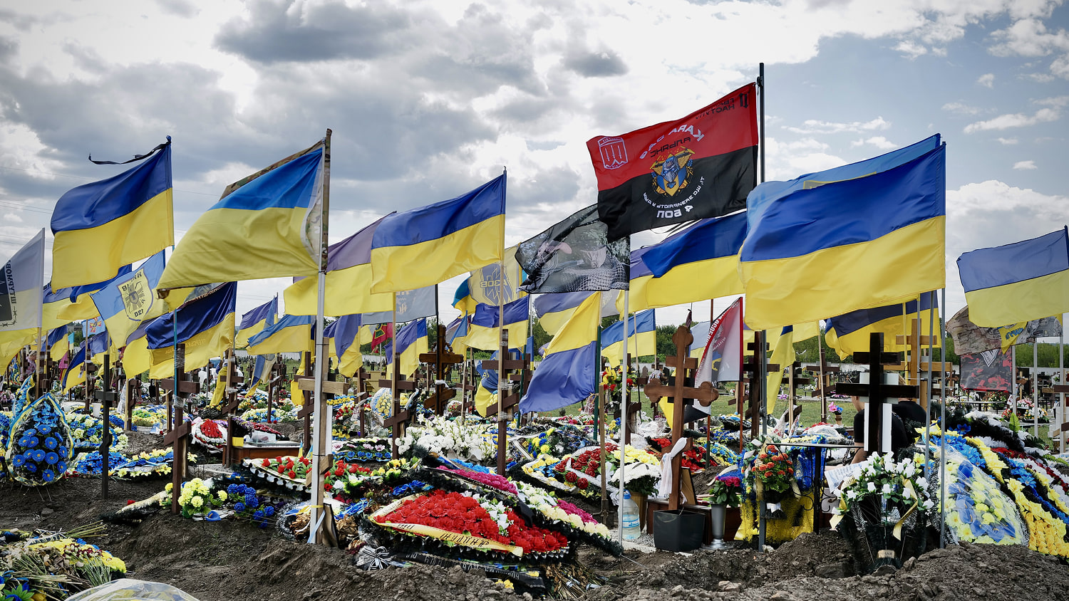 Shut out of Alaska summit, Ukrainians anxiously await Trump-Putin fallout