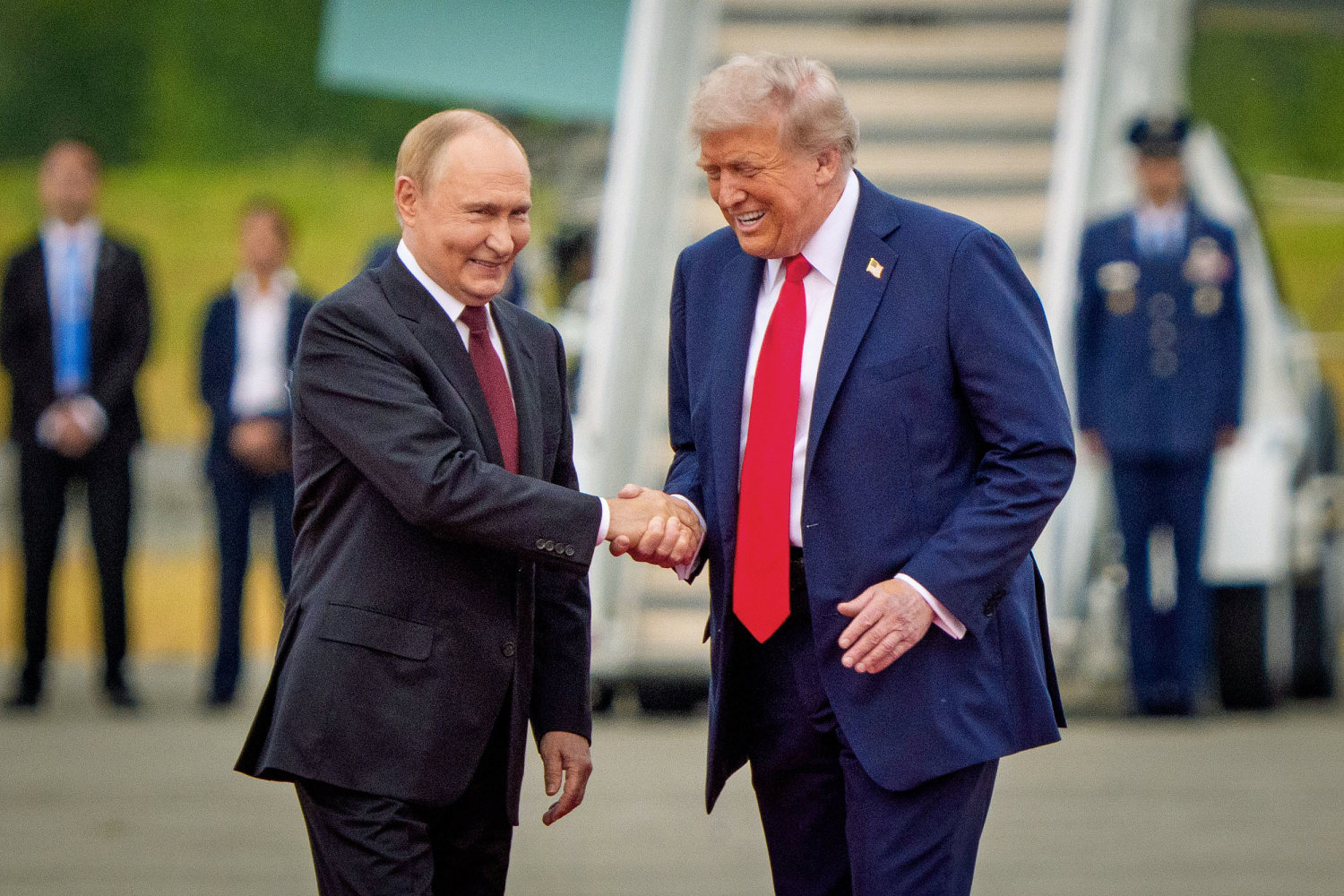 Red carpet, jet fly-over and a ride in 'The Beast': Putin gets a warm welcome in Alaska