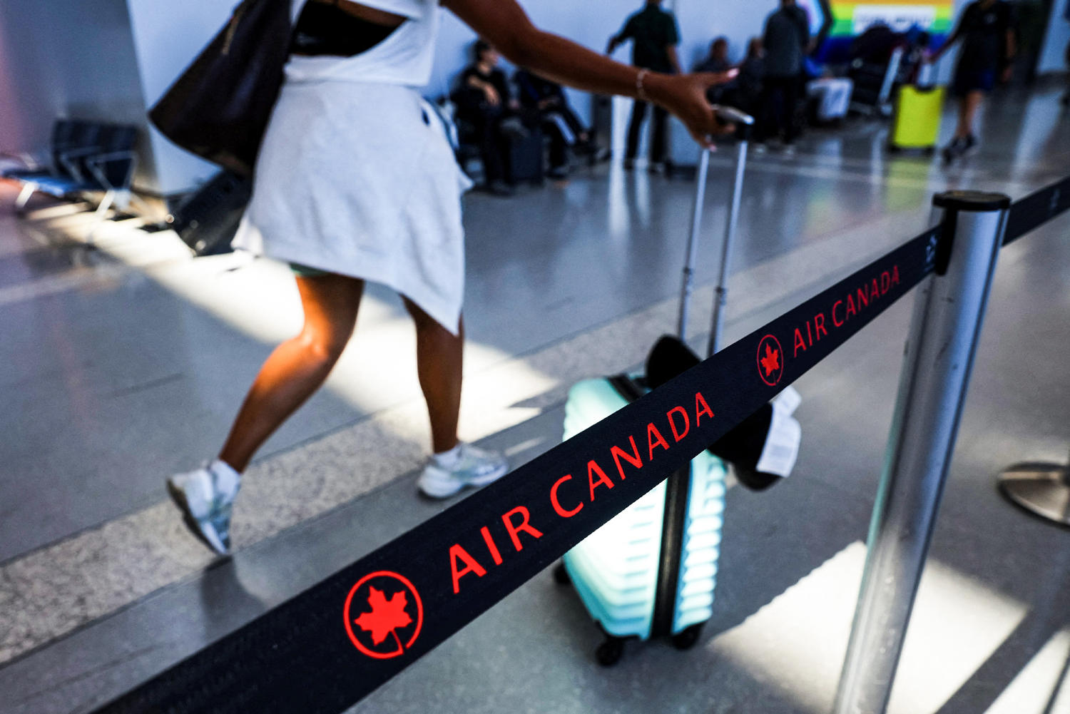 Canadian government orders arbitration to resolve major Air Canada flight attendants' strike
