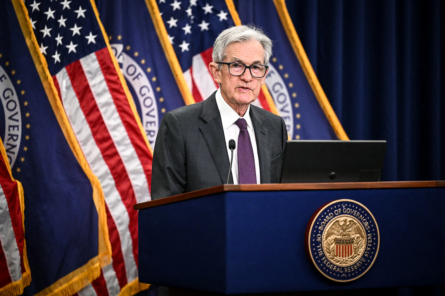 Powell opens door to potential rate cut in speech highlighting rising economic risks