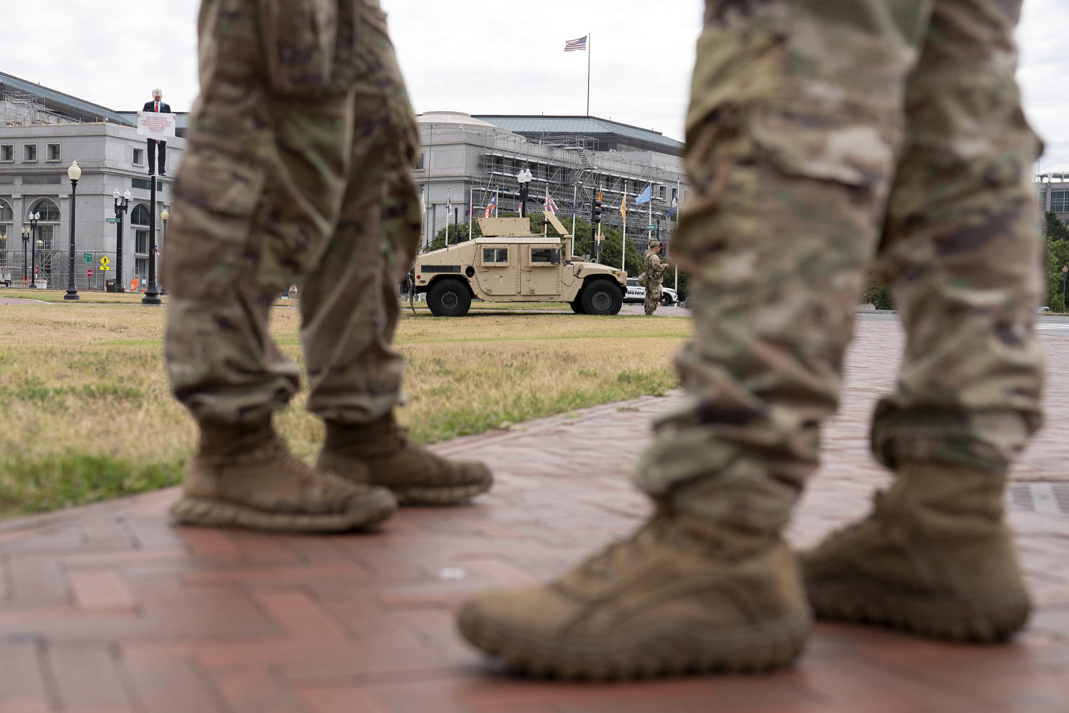 National Guard troops in DC to begin carrying firearms