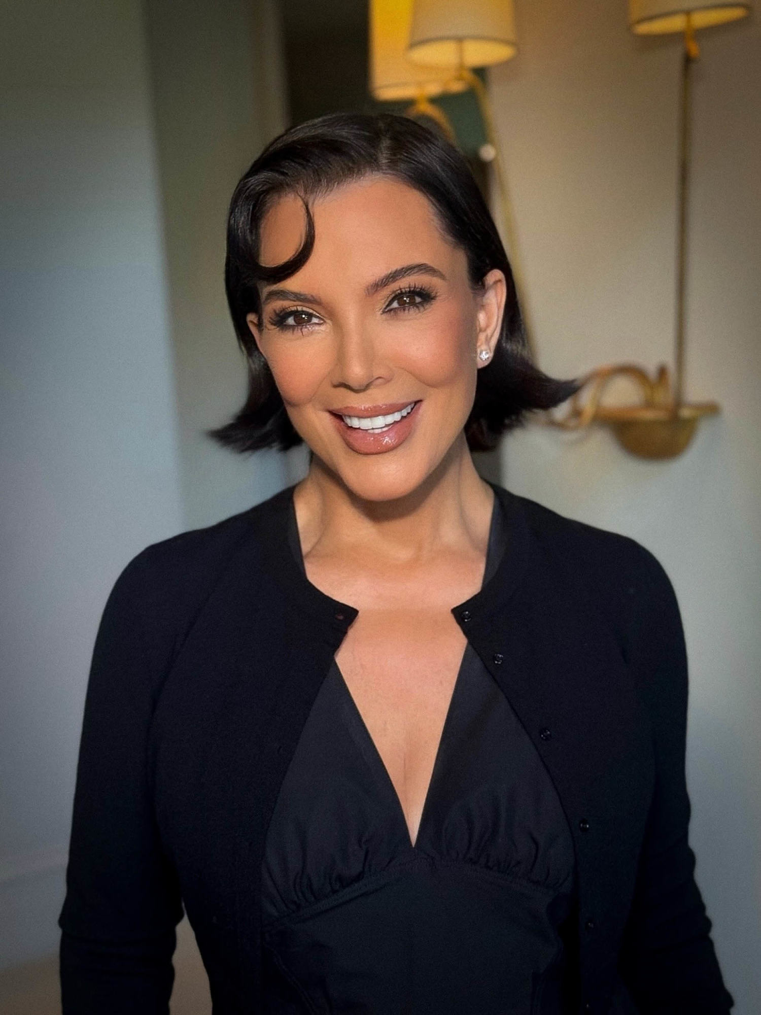 Kris Jenner Breaks Silence About New Facelift