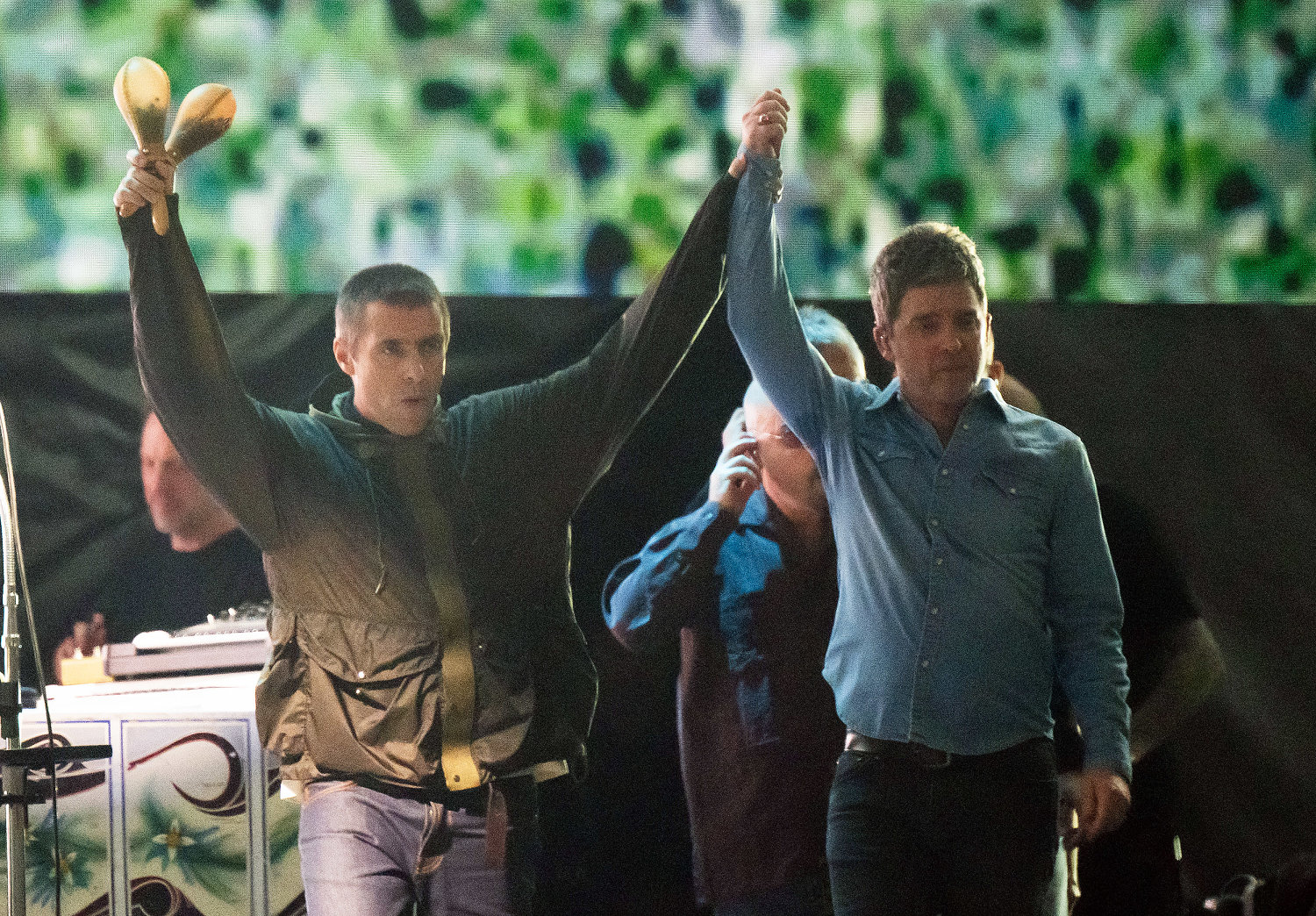 Noel Gallagher Celebrates Joyful Reunion with Brother Liam During Oasis Tour