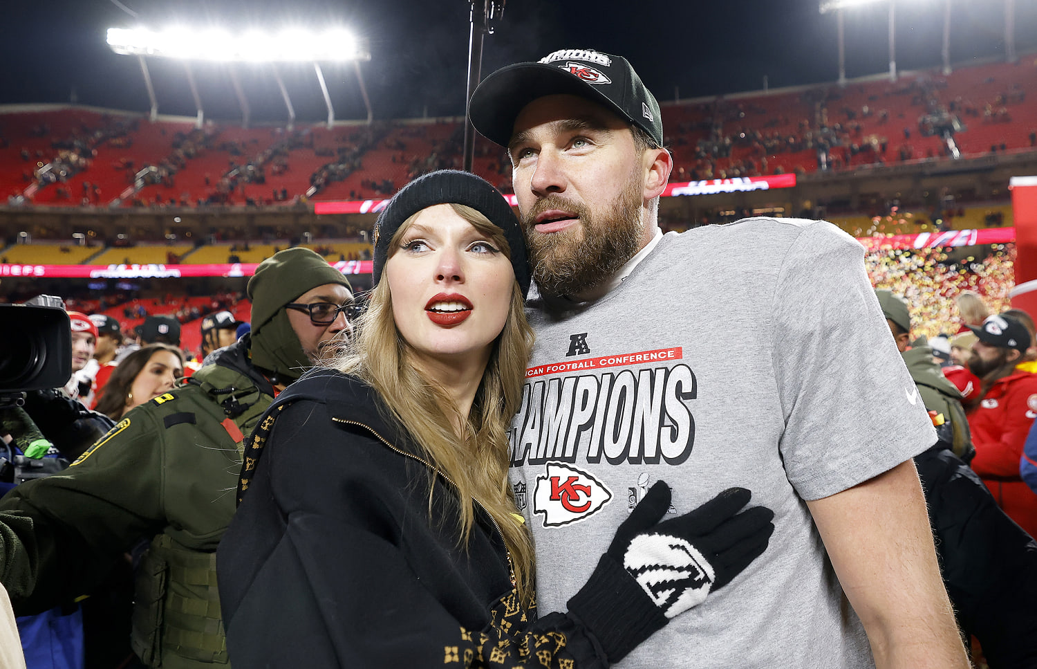 Taylor Swift and Travis Kelce Are Engaged