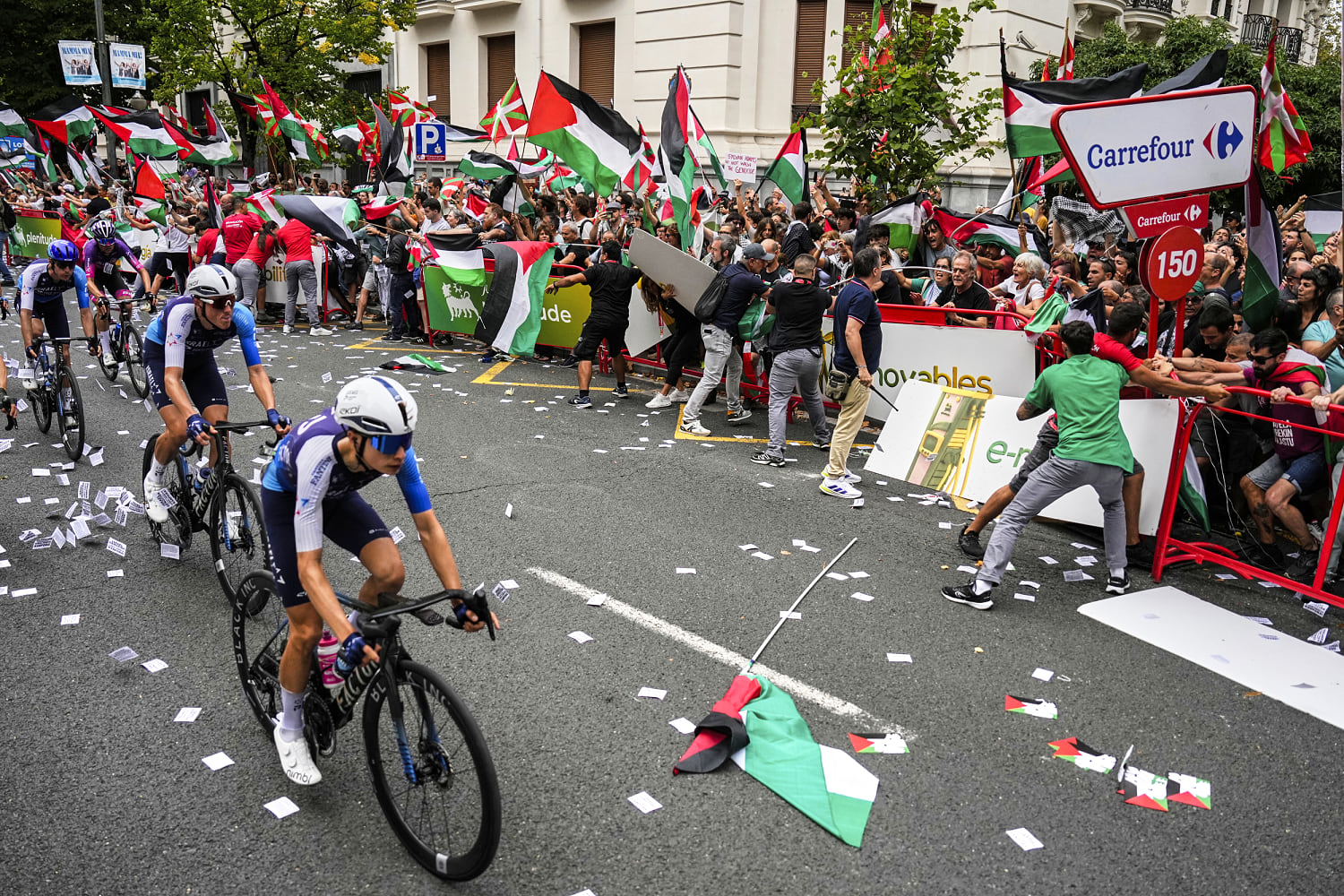 Pro-Palestinian protesters crash Spain's cycling grand tour