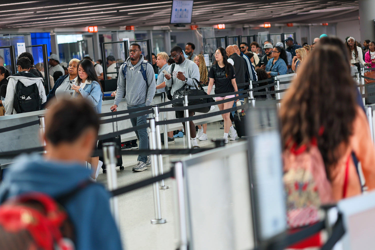 Trump to undo Biden-era policy on making airlines compensate fliers for flight disruptions