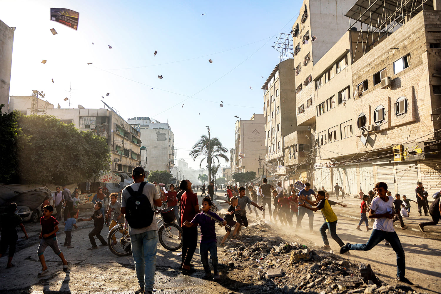 Netanyahu Urges Gaza Evacuation Amid Intensified Bombing Campaign